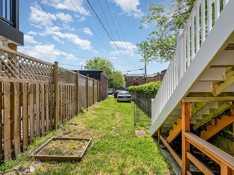 677 Washington Blvd #B — Photo 18