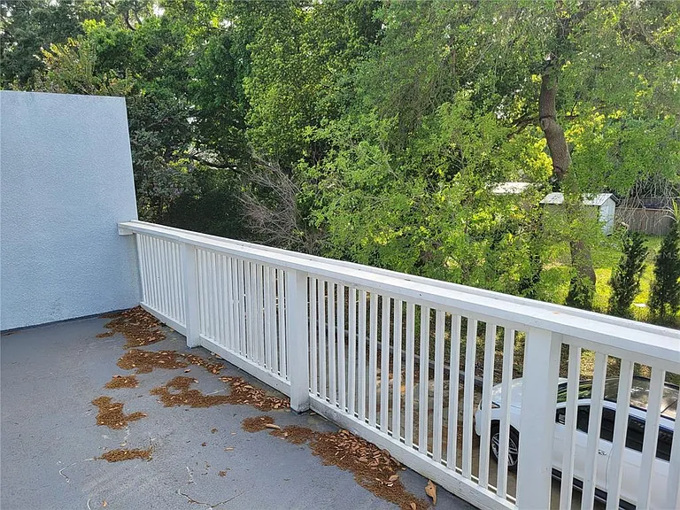 1212 S Bumby Ave — Photo 27
