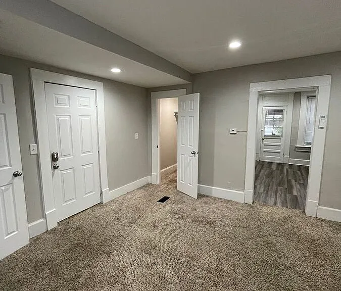 2468.5 Summit St #B — Photo 6