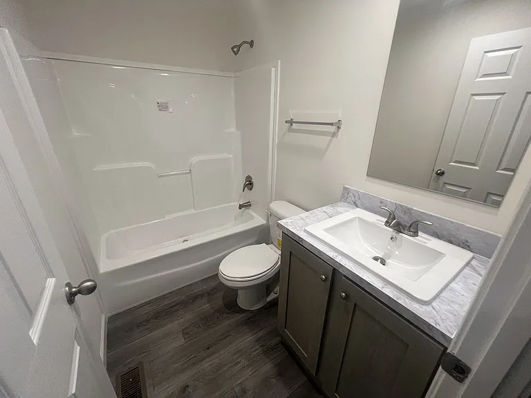 18 Forest Cir — Photo 11