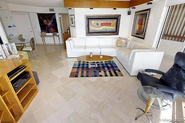 15645 Collins Ave #206 — Photo 27