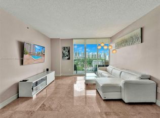 17555 Atlantic Blvd APT 806, Sunny Isles Beach, FL 33160