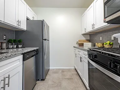 Hillcrest Village Apartment Homes