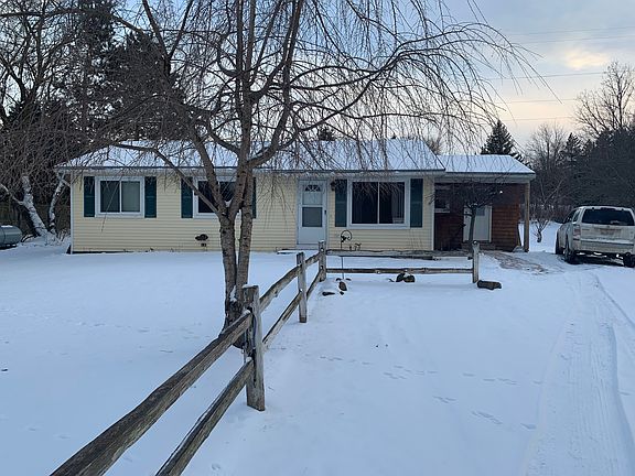 2nd image of 3631 Steinacker Rd