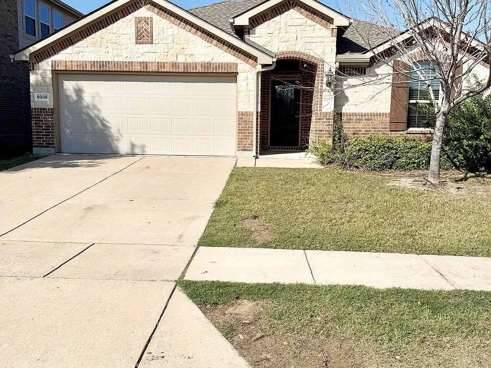 5008 Texana Dr