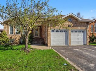 332 Harvie Rd, Barrie, ON L4N 8H7