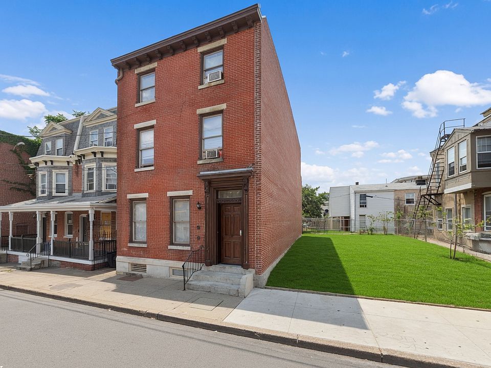 1st image of 404 W 7th St #44485e0da