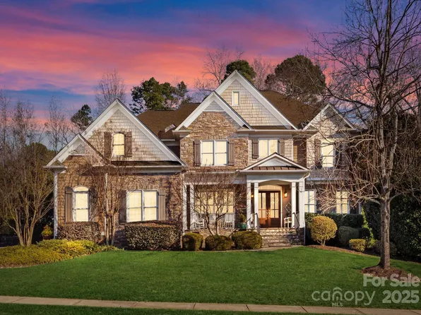 18621 Rollingdale Ln, Davidson, NC 28036