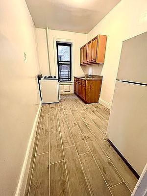 3rd image of 32-48 30th St #2B