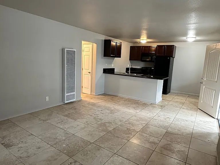 337 N. Merrill Ave — Photo 21