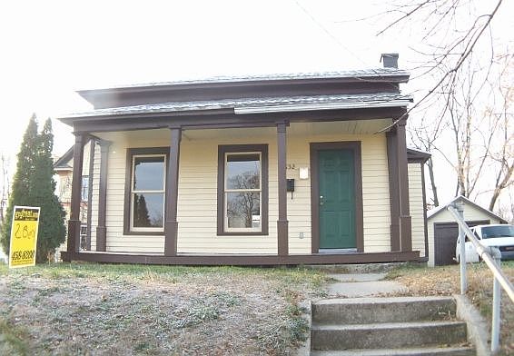 Front view with garage
