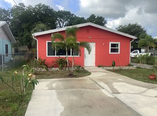 173 W Fray St, Englewood, FL 34223