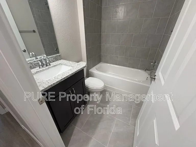 13915 SW 64th Terrace Rd #1 — Photo 43