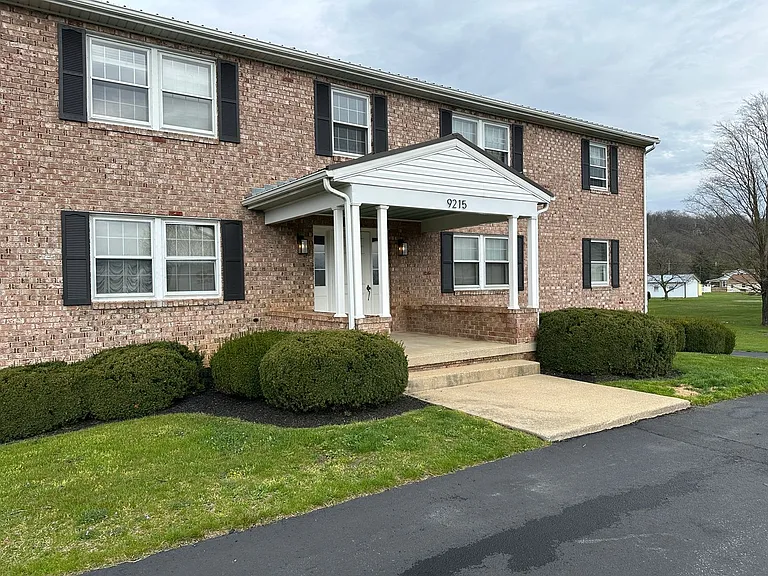 9215 Olde Scotland Rd — Photo 13
