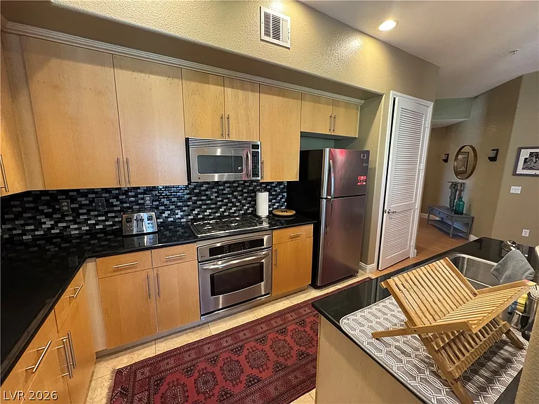 50 E Serene Ave #203 — Photo 11