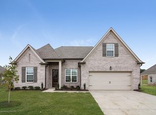 42 Star Cv, Byhalia, MS 38611