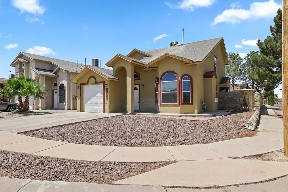 4 bed, 1574 sqft, $1,650 — Photo 1