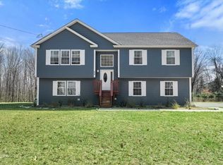 410 Sands Rd, Middletown, NY 10941