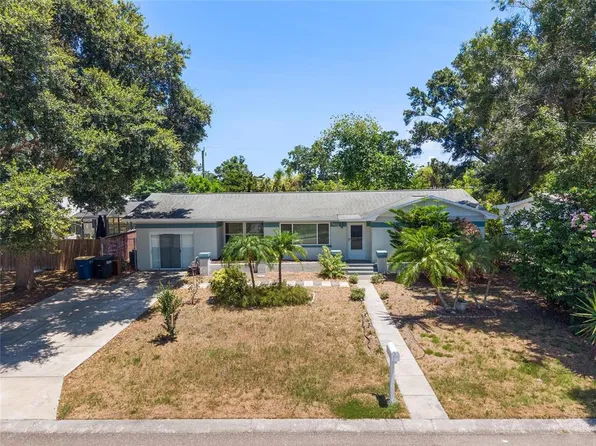 1428 Pinebrook Dr, Clearwater, FL 33755