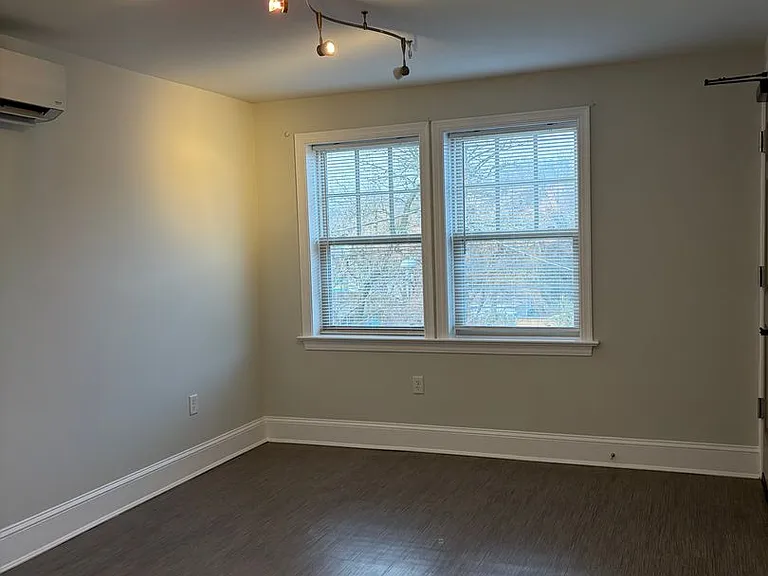 3300 Rhode Island Avenue — Photo 5