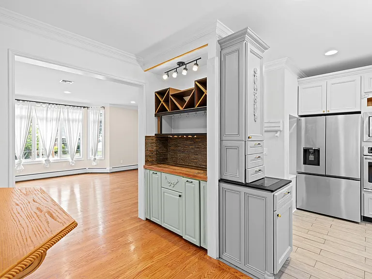 40 E Oakdene Ave #B — Photo 14