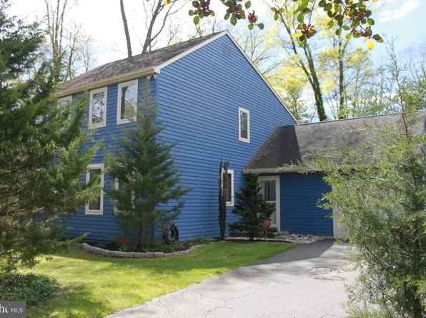 9 Alanna Ln, Pittsgrove, NJ 08318