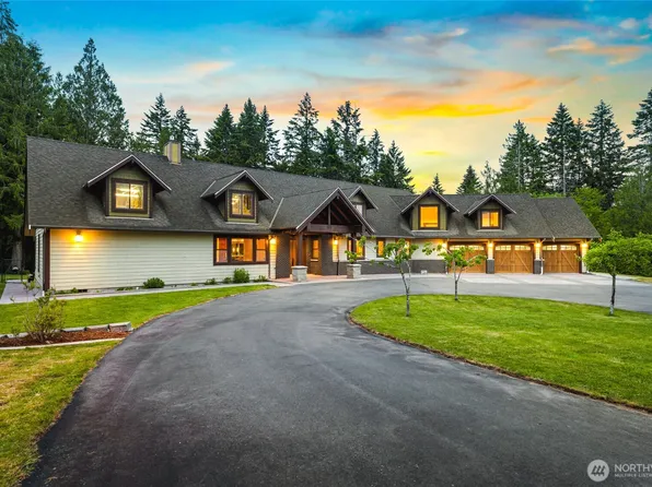 740 9th Avenue, Fox Island, WA 98333