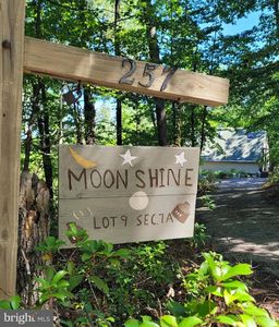 257 York Cres, Capon Bridge, WV, 26711