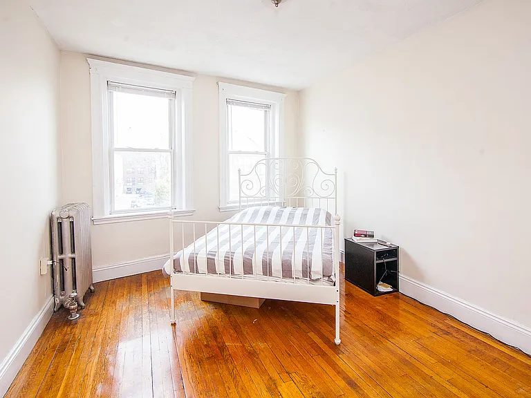 33 Walbridge St #8 — Photo 2