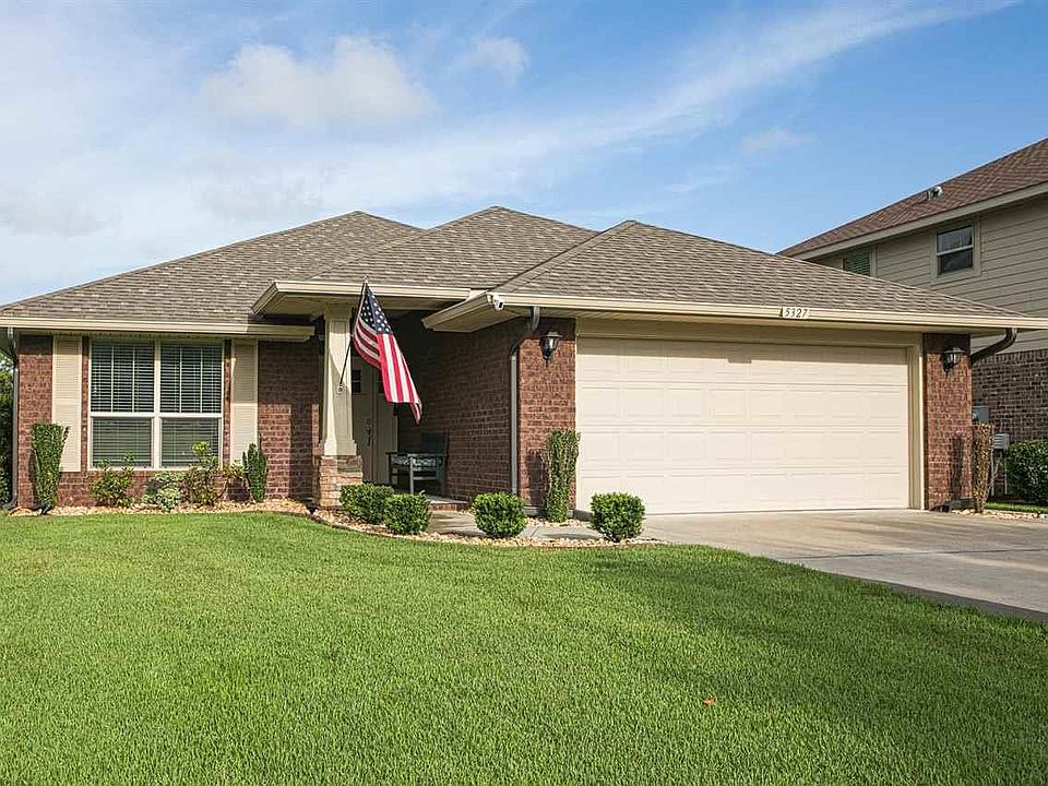 1st image of 5327 Woodlake Trl