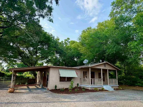 6414 Hamilton Bridge Rd, Milton, FL 32570