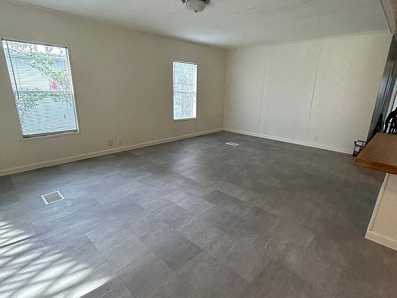 5th image of 5519 Lansing Dr