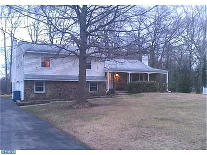 791 Midway Ln photo 1