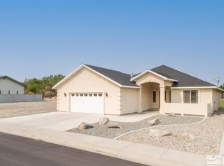 211 Mary Lou Ln, Fernley, NV 89408