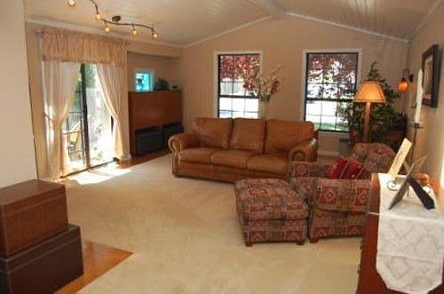 4th image of 432 Amaral Cir