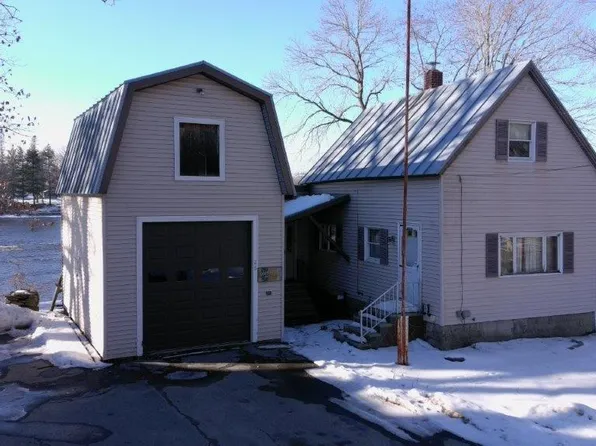 26 Pleasant Drive, Benton, ME 04901