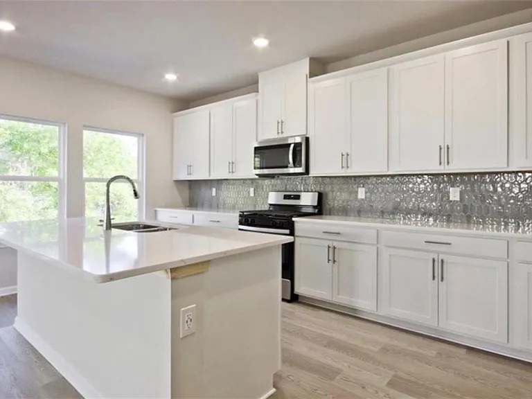 1208 High Falls Ln — Photo 2