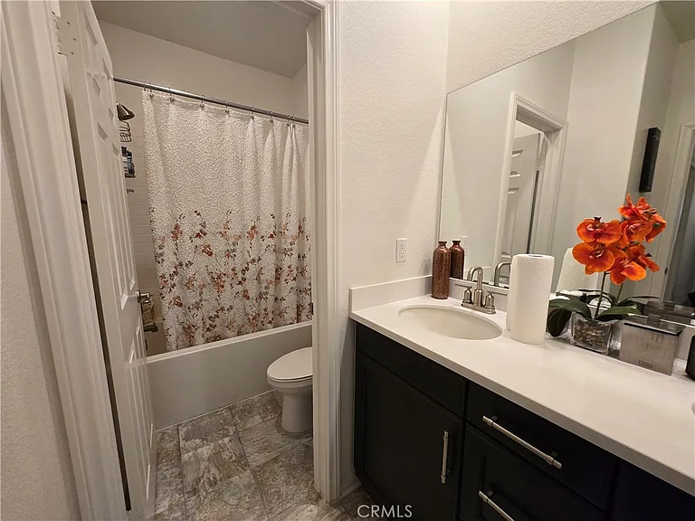 7900 Raincross Ct — Photo 11
