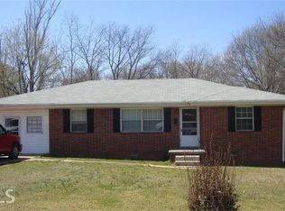 5209 Hazel St NE, Covington, GA 30014