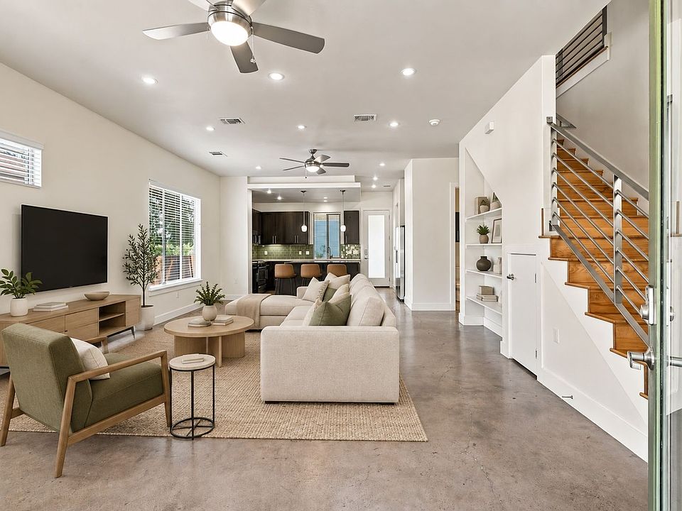 1st image of 603 W 30th St