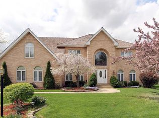 1618 Far Hills Dr, Bartlett, IL 60103