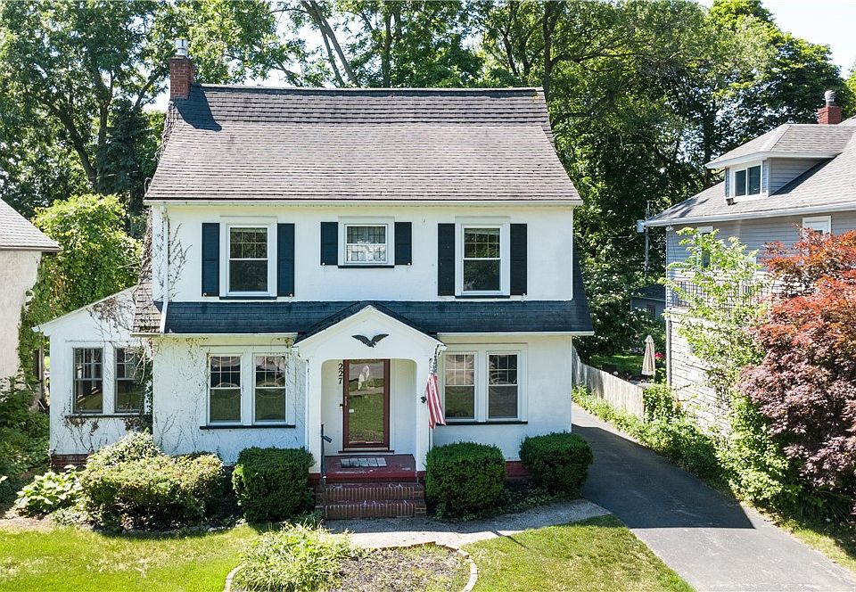 1st image of 227 Belcoda Dr