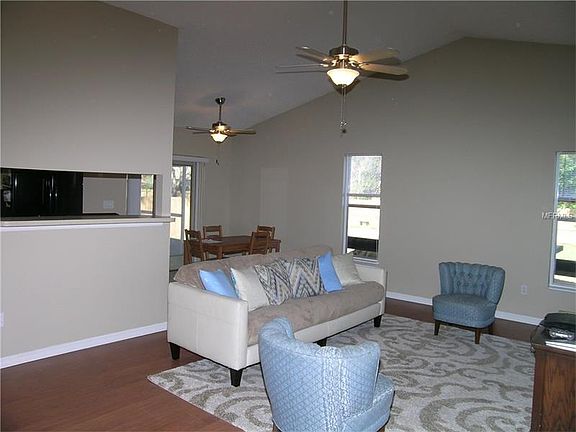 3rd image of 10924 Tailfeather Ct