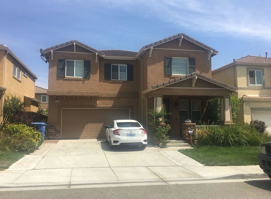 1st image of 2746 Lavender St