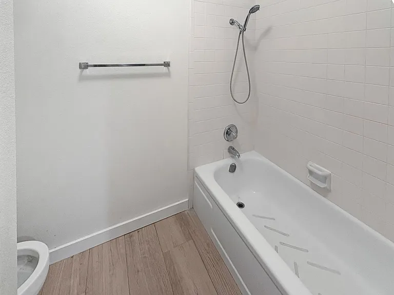 620 E Aspen St — Photo 5