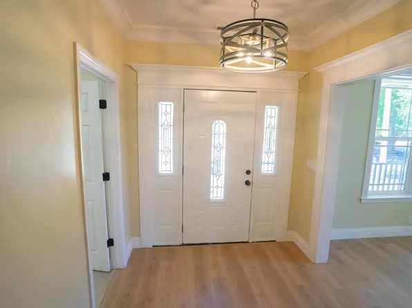 112 Clay St, Ione, CA 95640