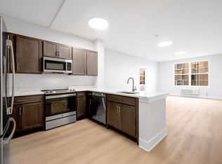 1 Center St #203, Clifton, NJ 07011