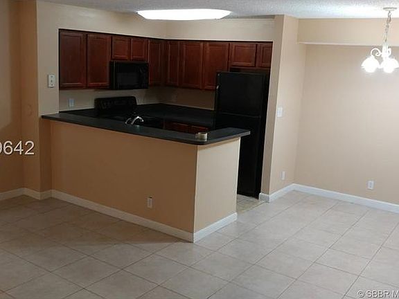4th image of 7620 Westwood Dr APT 202