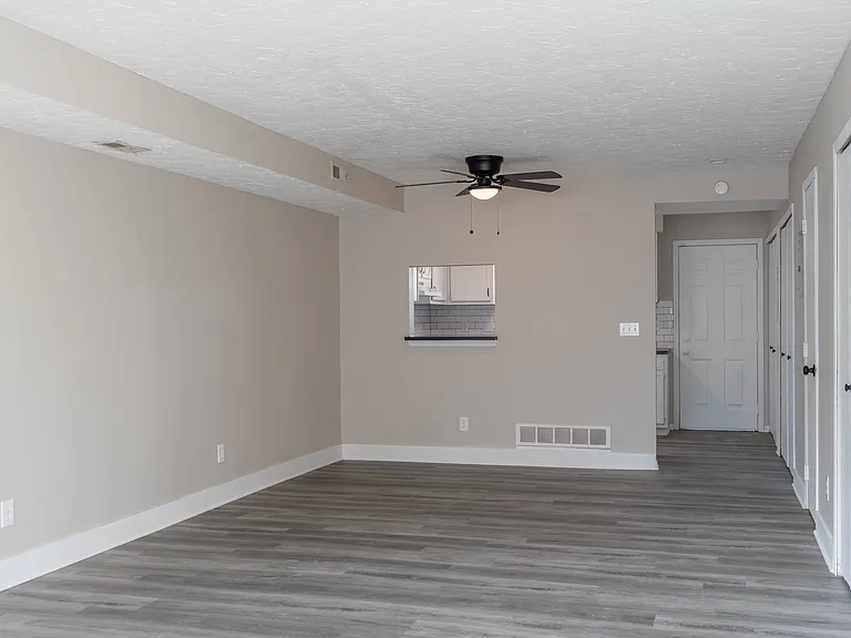 Pinnacle Townhomes — Photo 8