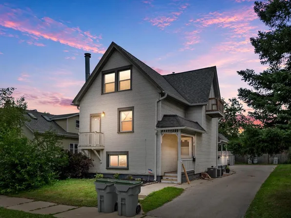 2200 S Winchester STREET #2202, Milwaukee, WI 53207